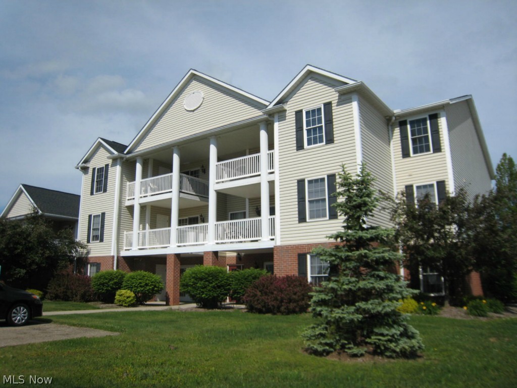 Great location for 2 bedrooms and 2 full baths close to shopping and schools. Open living room to dining area, all appliances including washer and dryer. Covered porch off the living room with a nice view.  One car detached garage. Basic cable included in the $180.00 monthly fee.  Ready to move in.