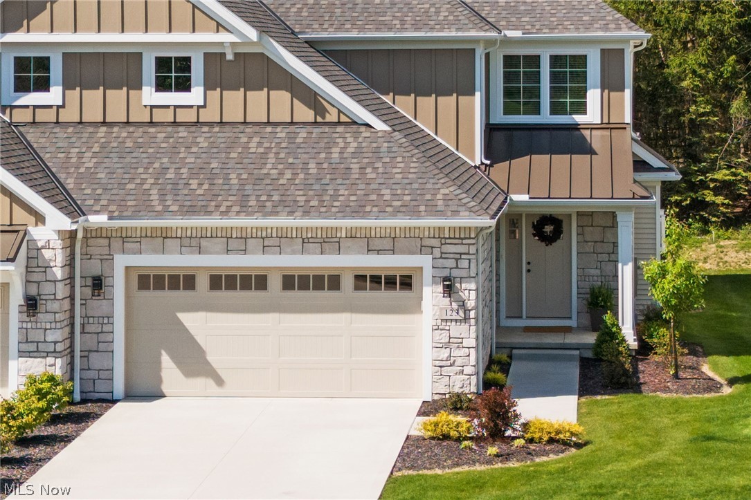 Broadview Heights Twnhms Sub - Residential