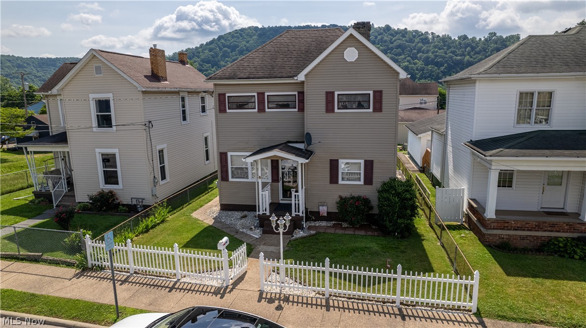 Mcgregors Add 02 - Residential