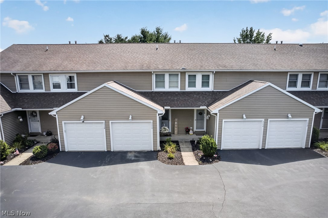 Cross Creek Condo - Residential