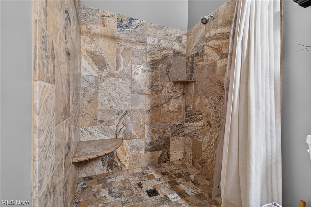 Cross Creek Condo - Residential