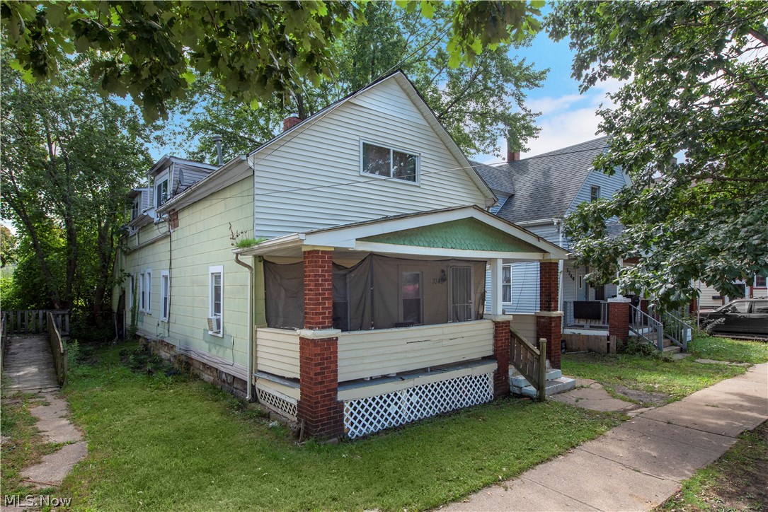 Great income producing investment opportunity!! This home is perfect for an investor or someone looking to live in one unit and rent out the other. Almost all capital expenditure / mechanical items have been completely replaced in the past year. The up unit has been completely renovated with new drywall, tile bathroom, flooring, paint, new kitchen sink, new cabinets and too many new items to list! Both furnaces are 1 year old, windows are 1 year old, both hot water tanks are 1 year old and newer electric panels. This one will go fast! Schedule your showing today before it is too late.