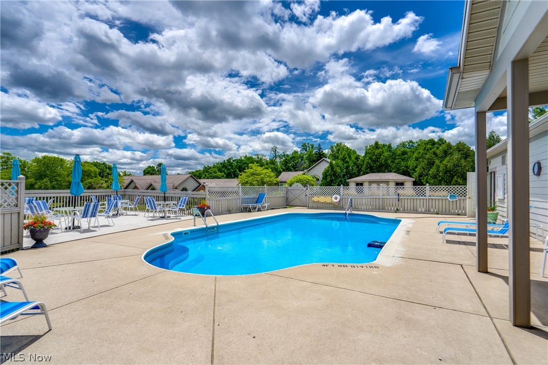 Crossings At Forest Glen - Residential