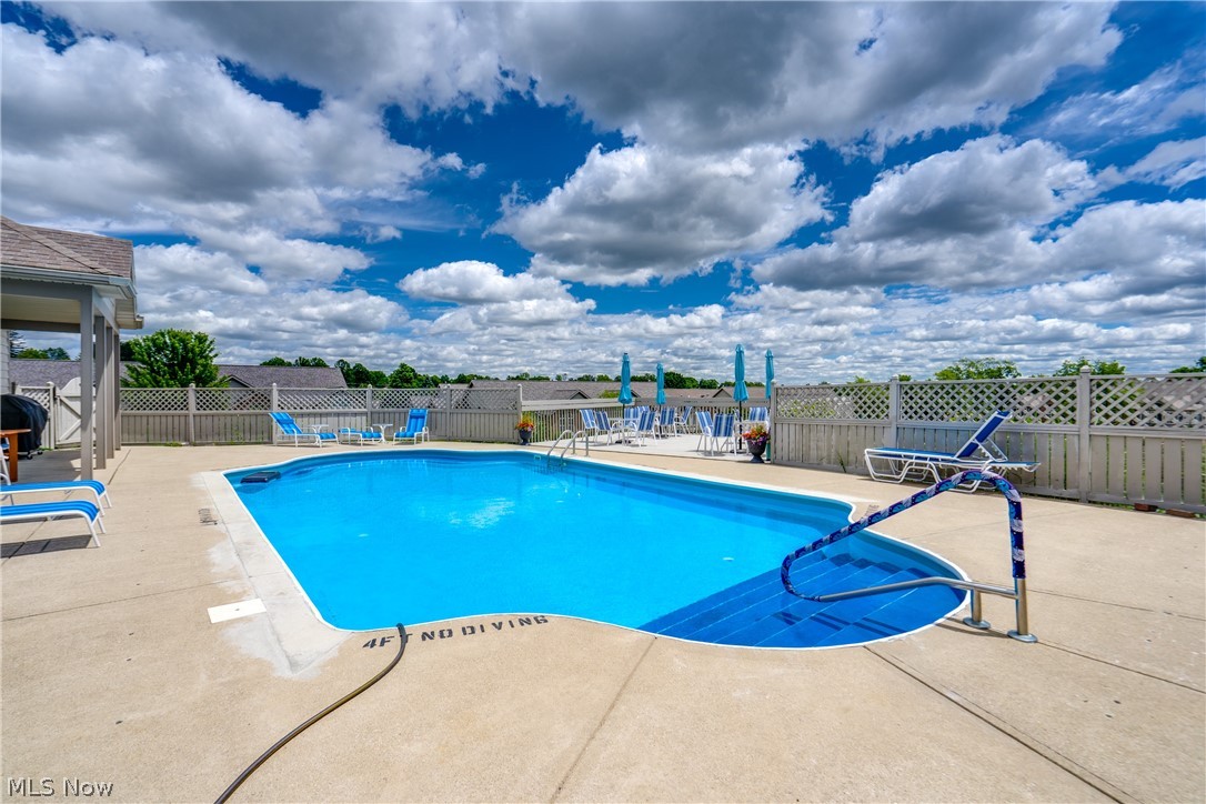 Crossings At Forest Glen - Residential