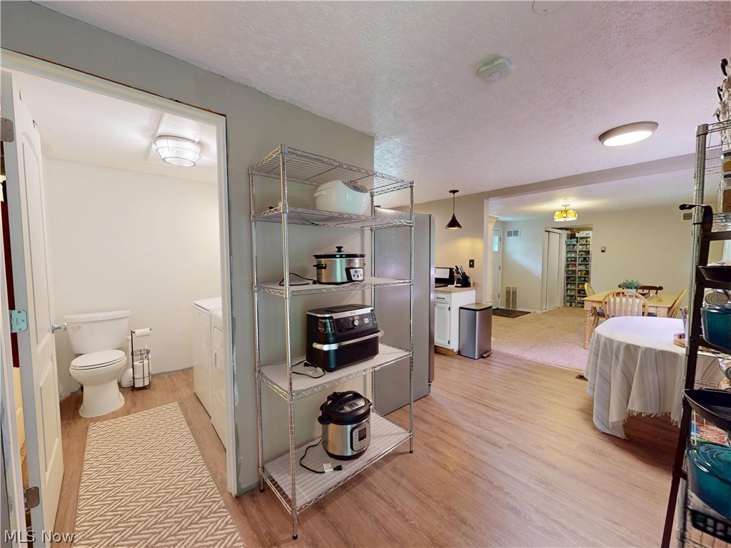 Meadow Rdg Colony - Residential