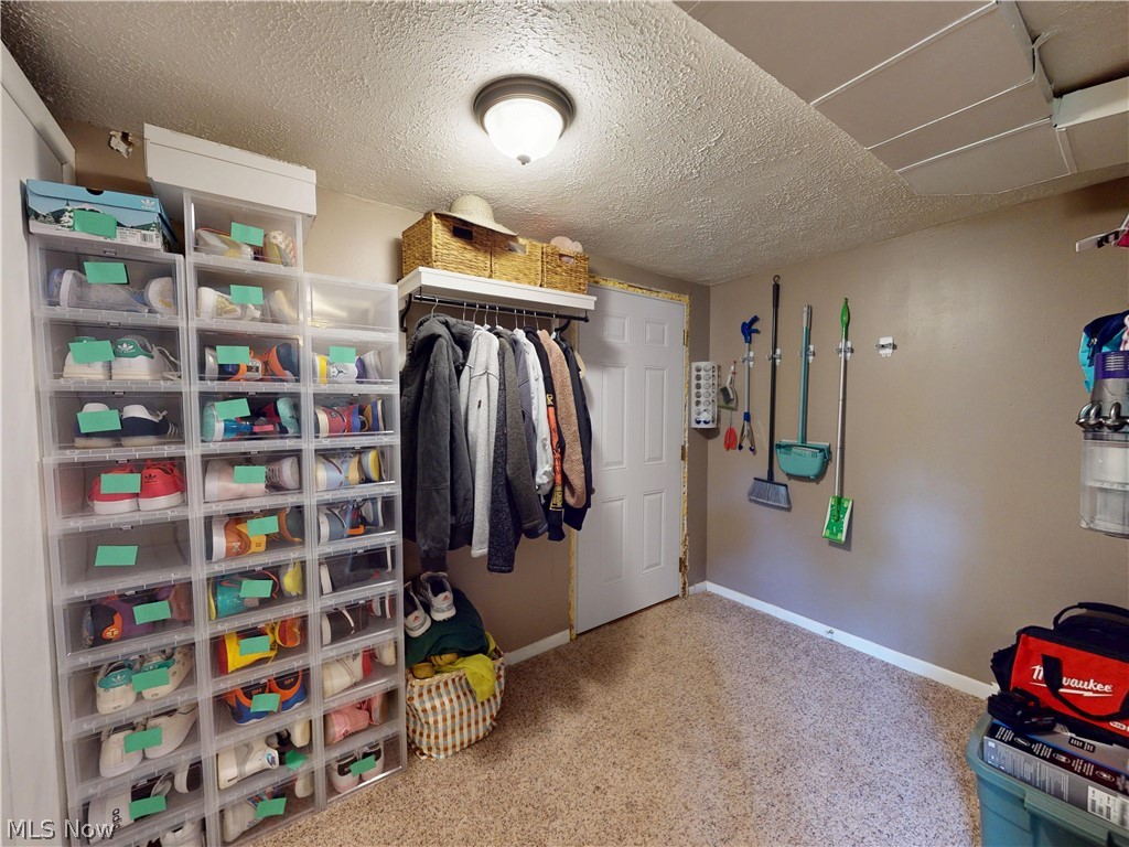 Meadow Rdg Colony - Residential