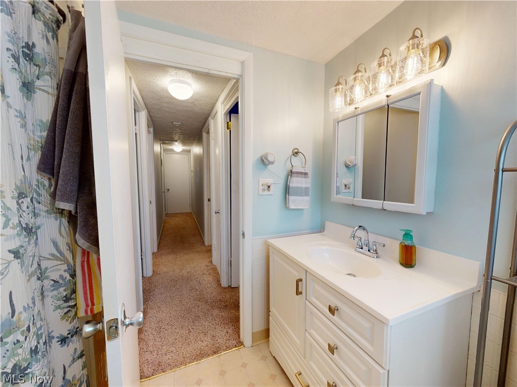 Meadow Rdg Colony - Residential
