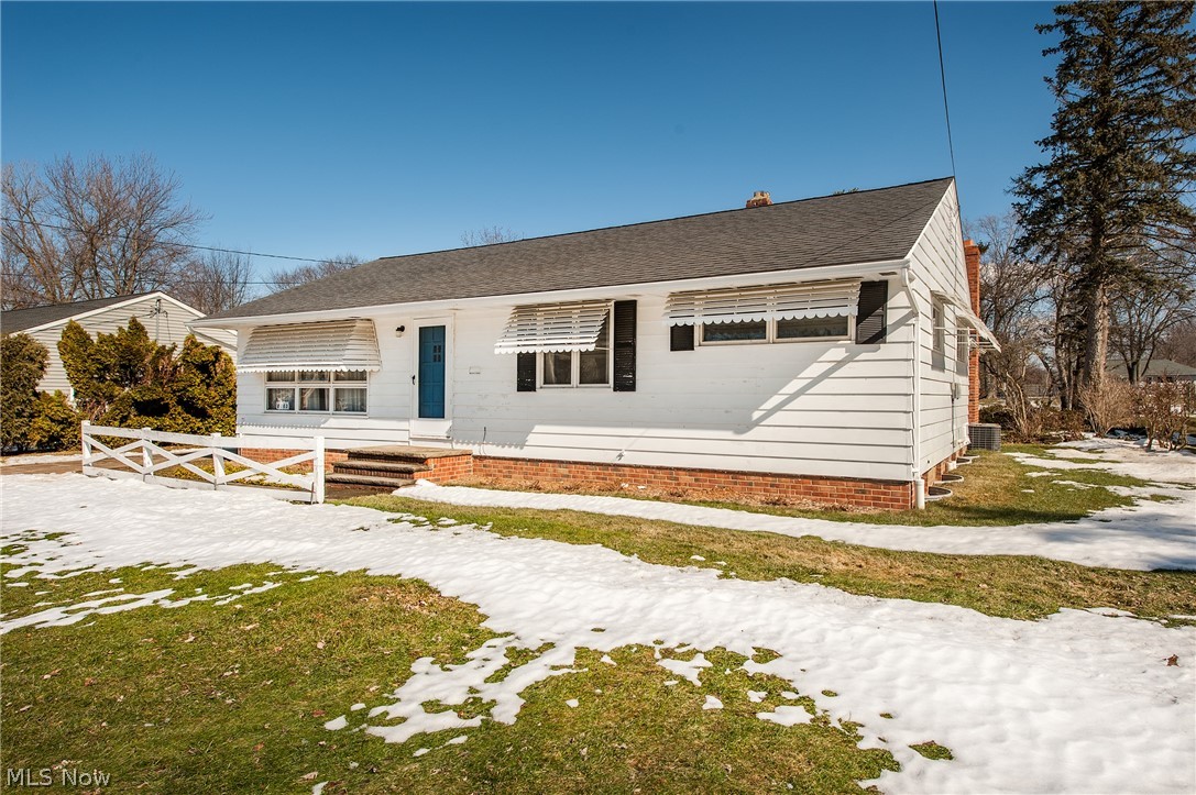 Make this your perfect home! Single owners in the history of this ranch home with 3 bedrooms, 1,5 baths and plenty of opportunity to put ypur personal style into this space. Original hardwood floors in bedrooms and under carpet in upper living and dining room. Wood burning fireplace in family room addition. Full basement offers plenty of possibilities to finish as you wish. Large lot. This home is ready for your updates -- Bring your ideas and imagination to this space. Home warranty included. Sump Pump replaced 2020; Water heater & furnace 2006.