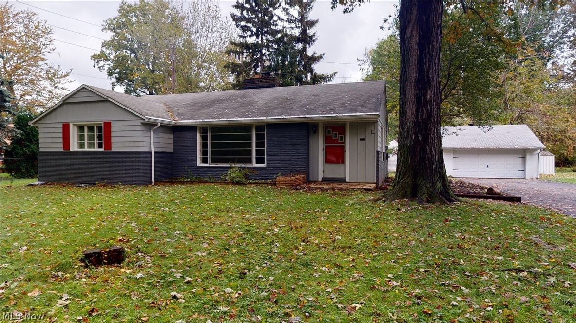 Lakeshore Blvd Estates 01 - Residential