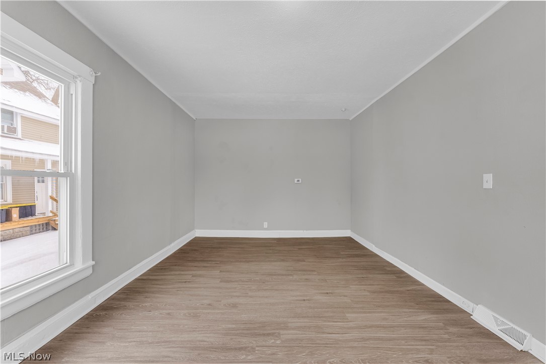 Moses Fishs - Residential Lease