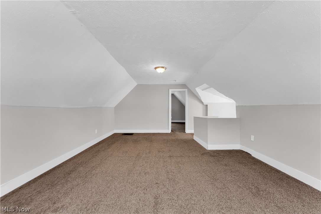 Moses Fishs - Residential Lease