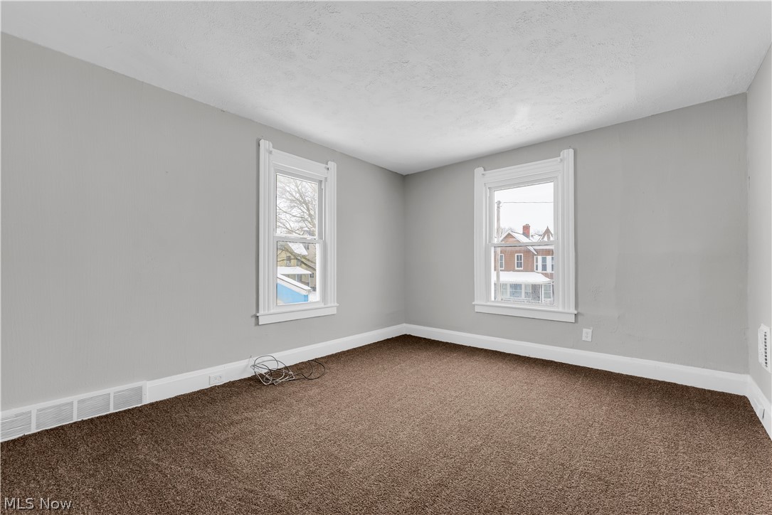 Moses Fishs - Residential Lease
