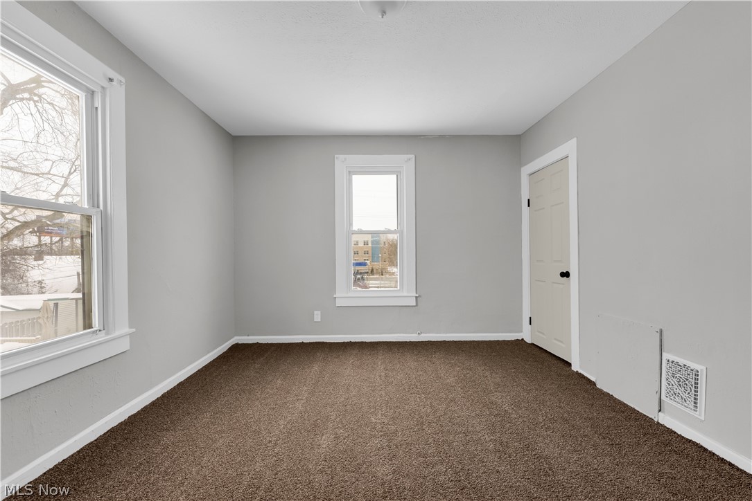 Moses Fishs - Residential Lease