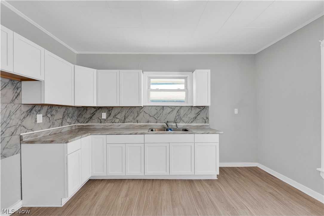 Moses Fishs - Residential Lease
