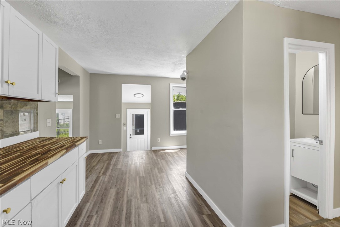 Joseph S Van De Boes Greenhur - Residential