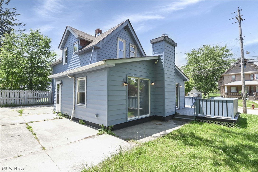 Joseph S Van De Boes Greenhur - Residential