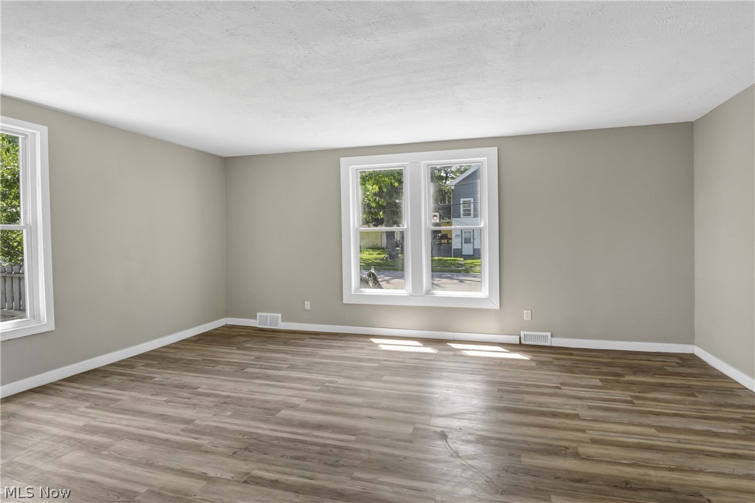 Joseph S Van De Boes Greenhur - Residential