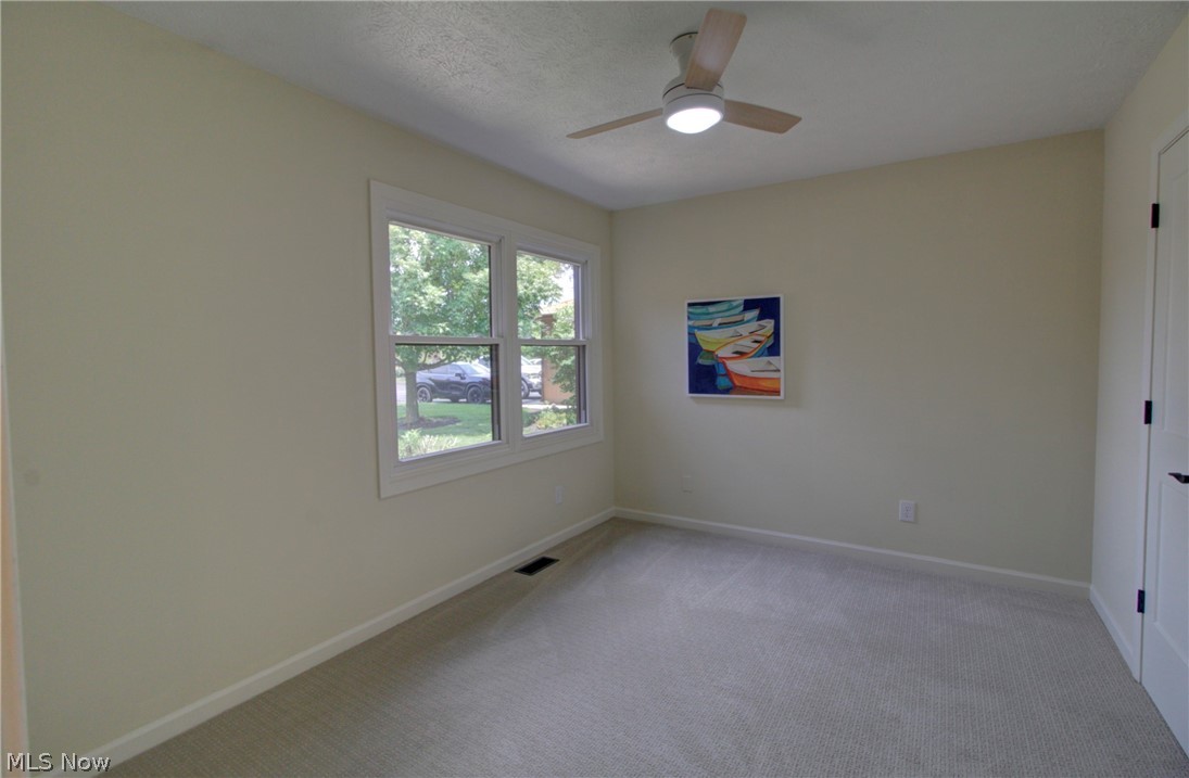 Lake In Woods Condo - Residential