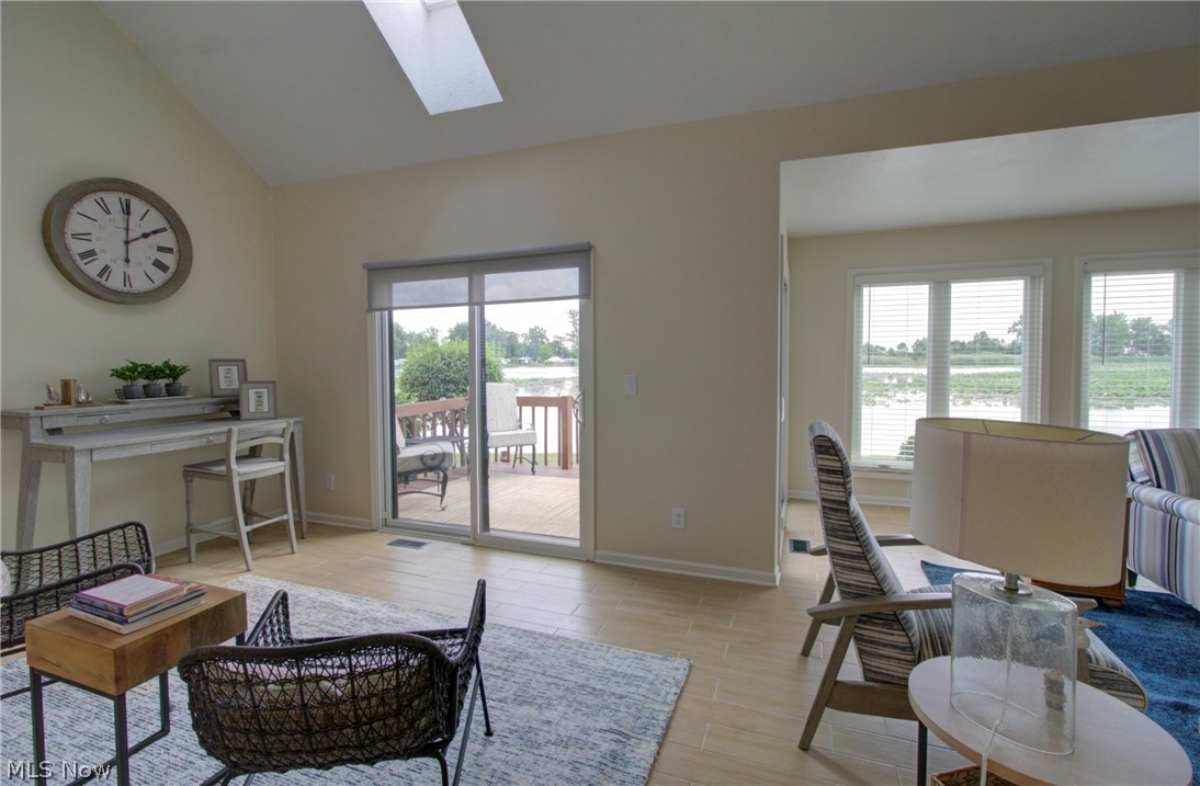 Lake In Woods Condo - Residential
