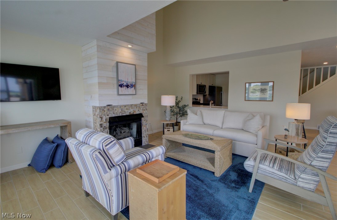 Lake In Woods Condo - Residential