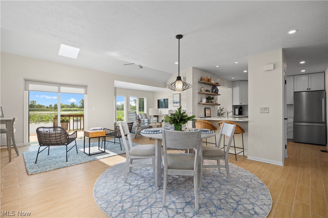 Lake In Woods Condo - Residential