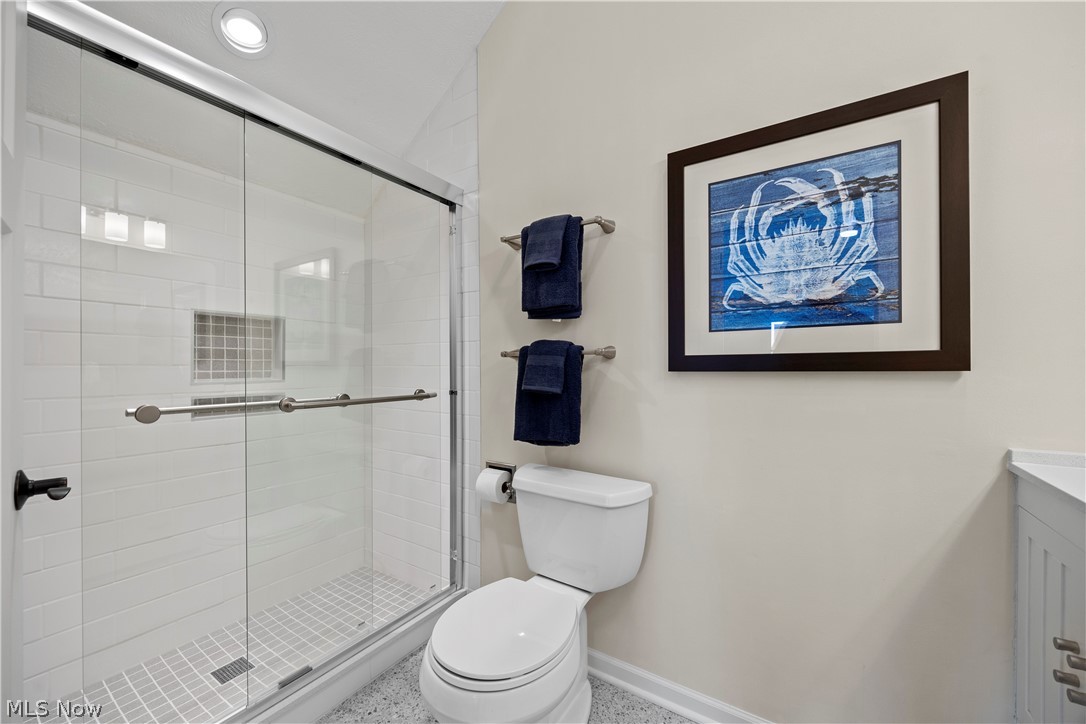 Lake In Woods Condo - Residential
