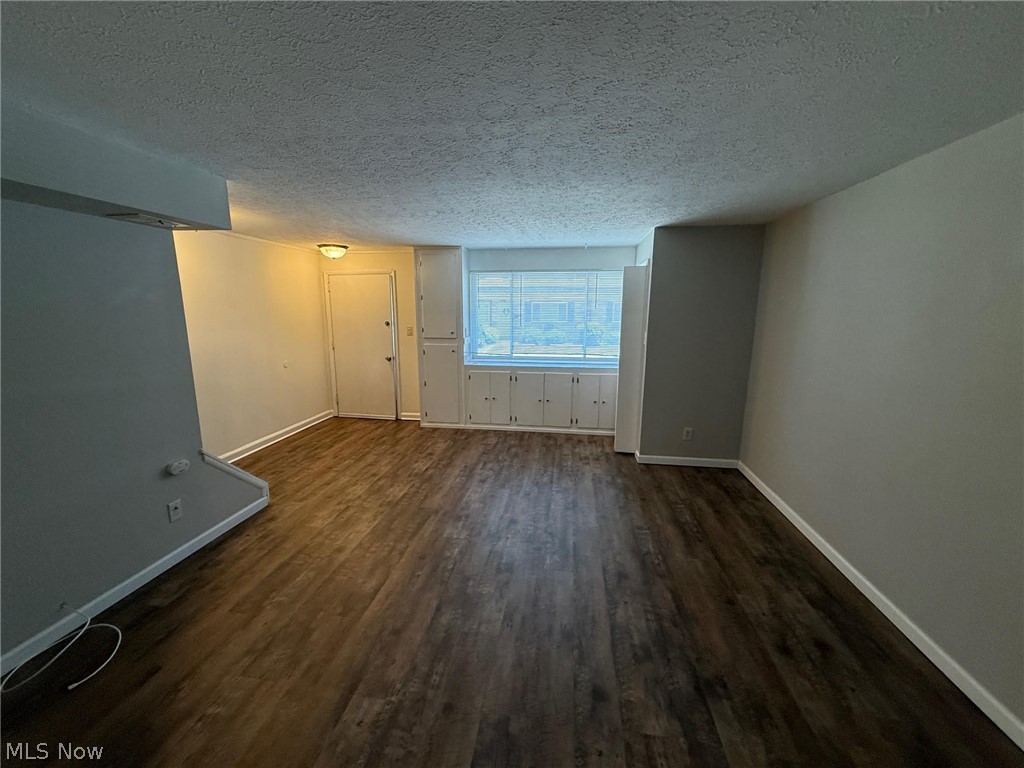 Arlington Condo - Residential