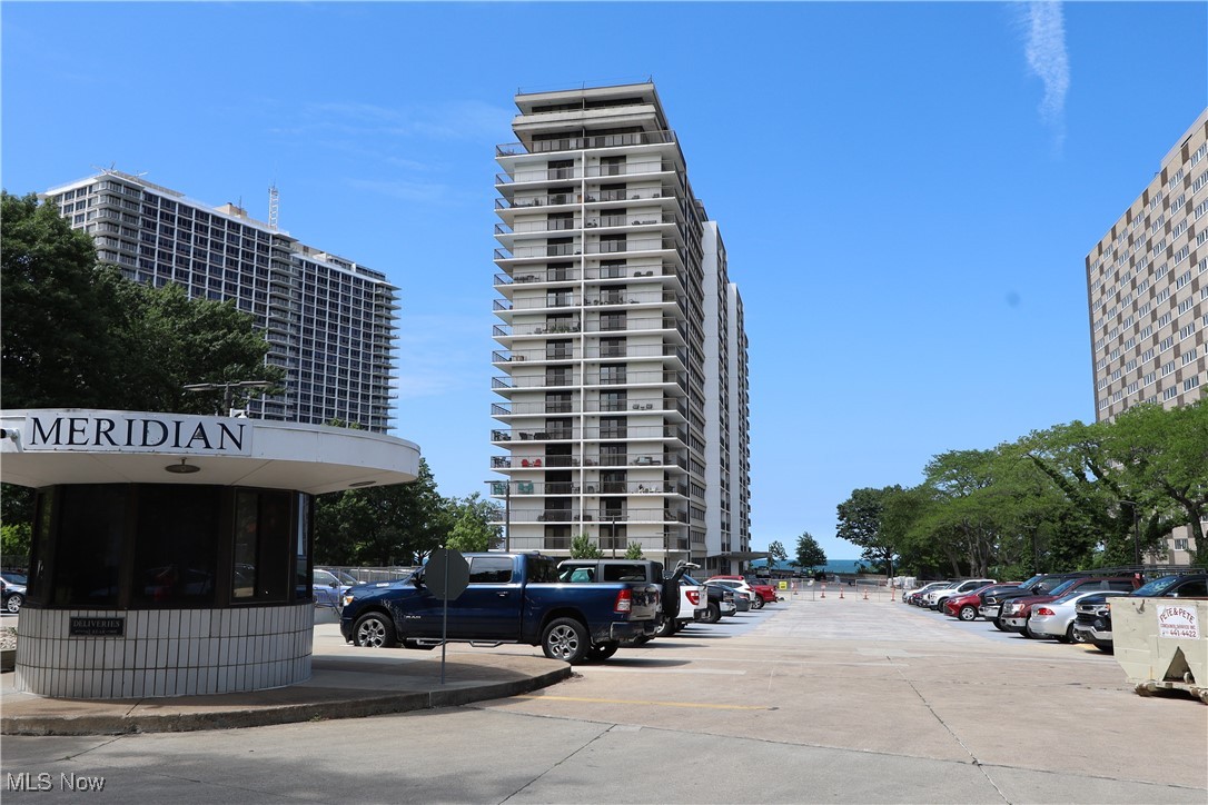 Meridian Condo - Residential