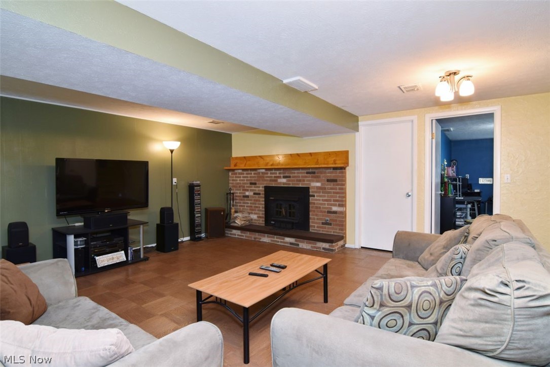 Kiesel Cos - Residential
