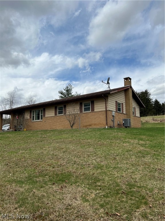 Check out this perfectly located home right outside of Byesville. Sits on over two acres. All new windows in 2011. New hot water tank in 2021.Furnace replaced in 2016. A/C unit installed in 2015. Pipes replaced in 2021. Full basement with fireplace. House will be clean swept before transferring to new owner. You don't want to miss this property! Schedule your showing today!

Showings start Monday, March 28th.
