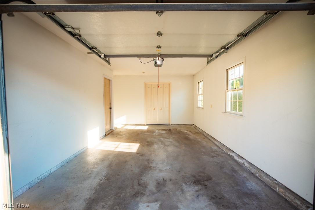 Alexandra Place Condo - Residential