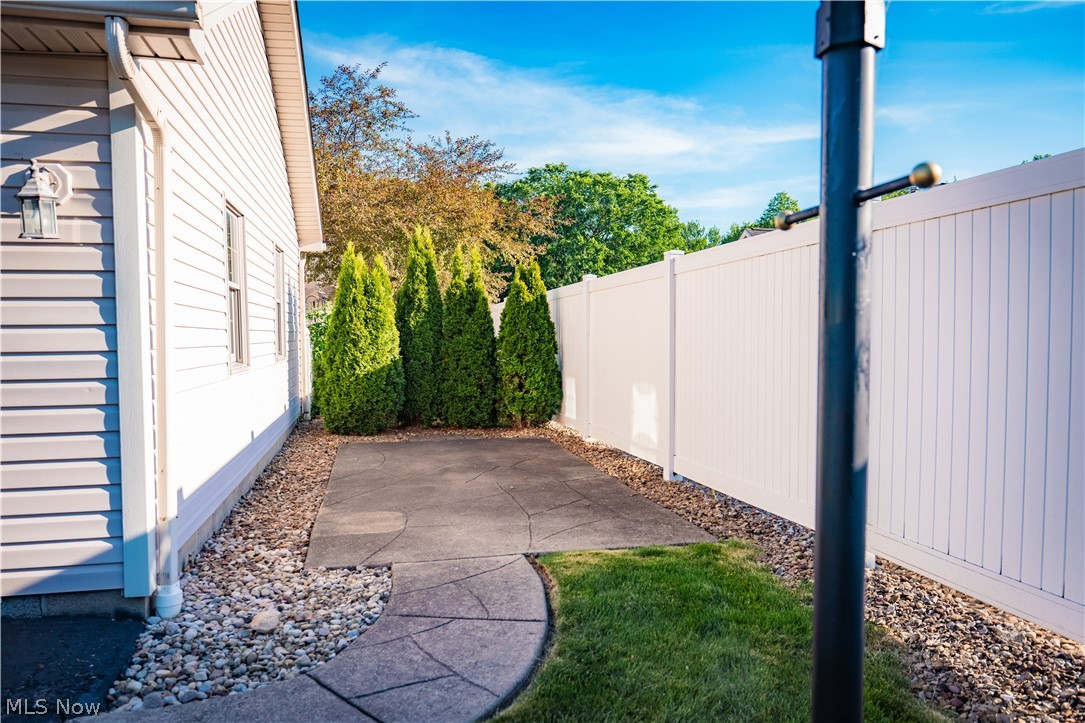 Alexandra Place Condo - Residential