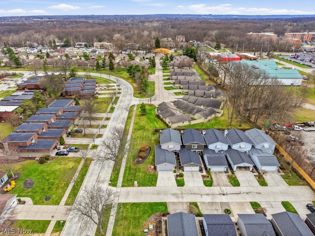 Co-Moor Twnhse Idlewood S Condo - Residential