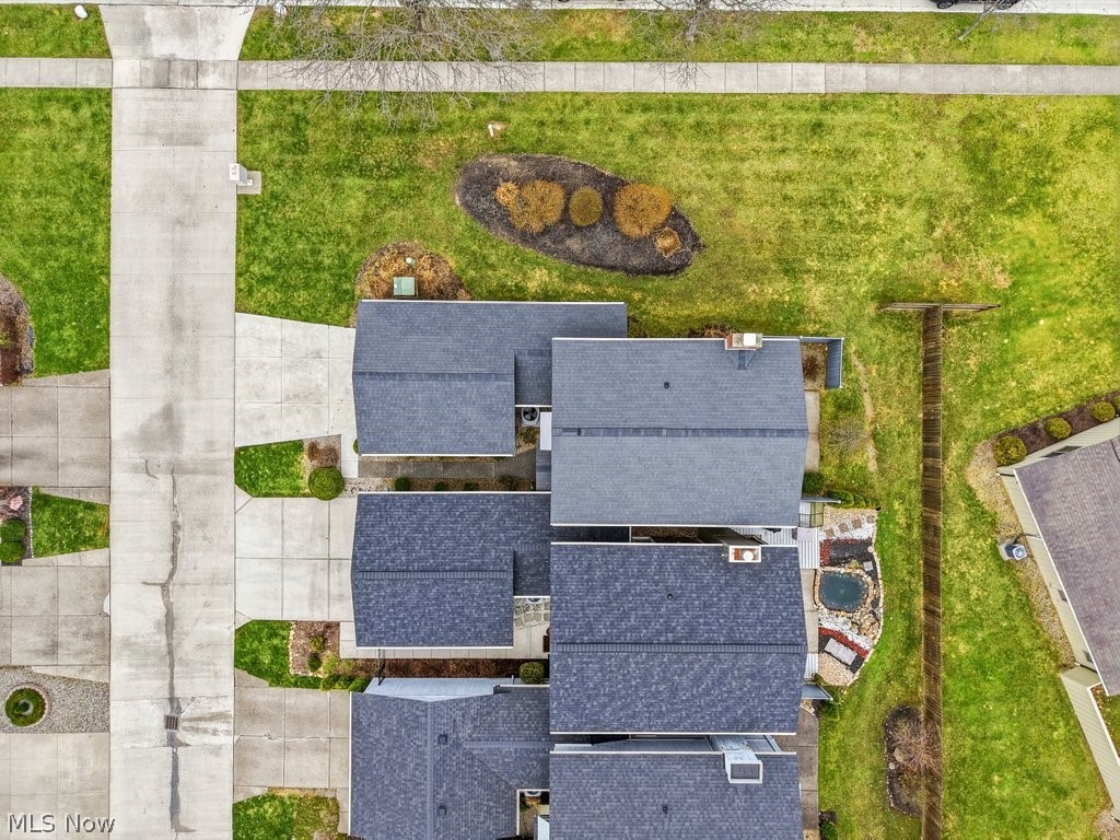 Co-Moor Twnhse Idlewood S Condo - Residential