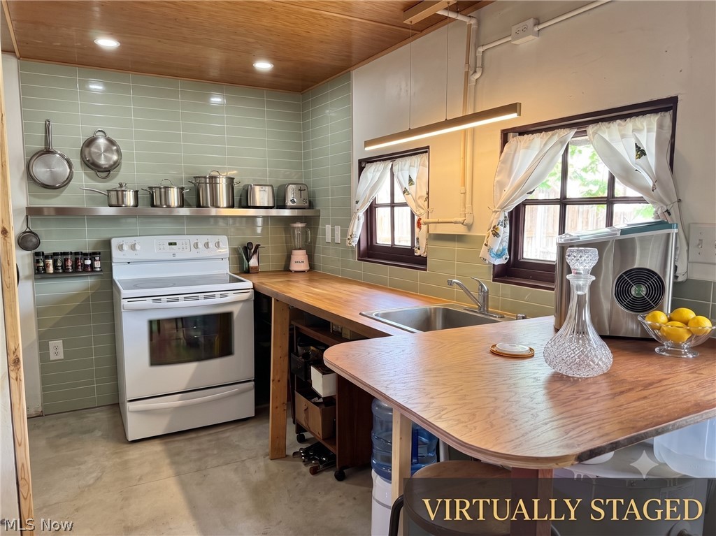Log Cabin - Residential