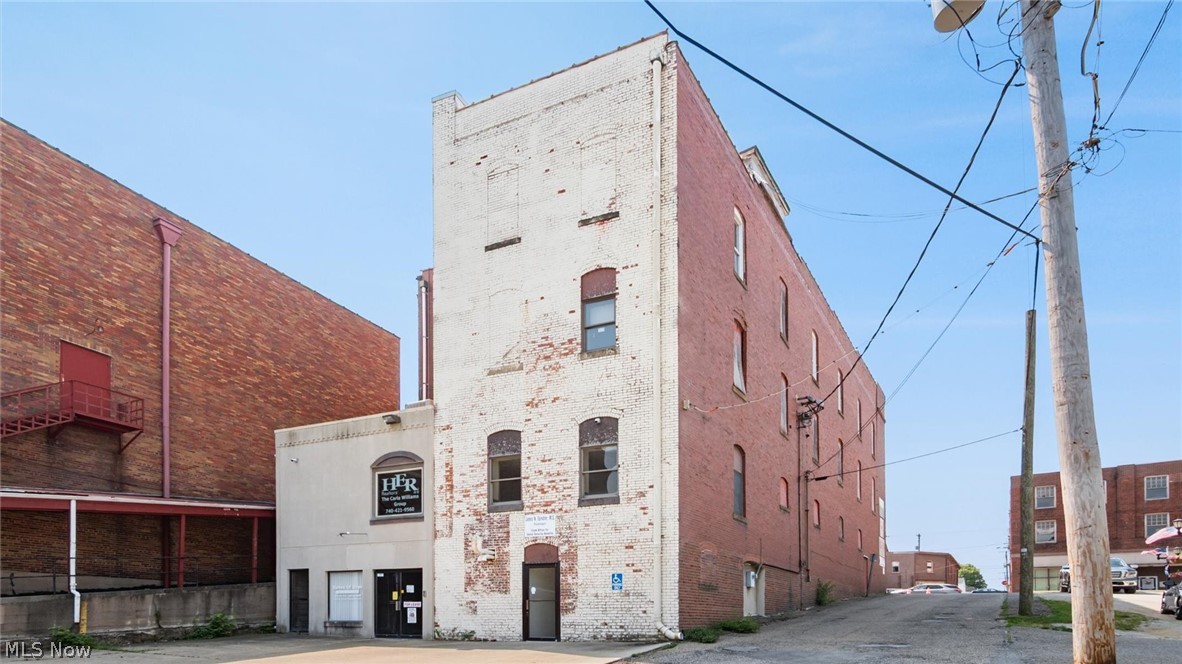 Cambridge - Commercial Lease