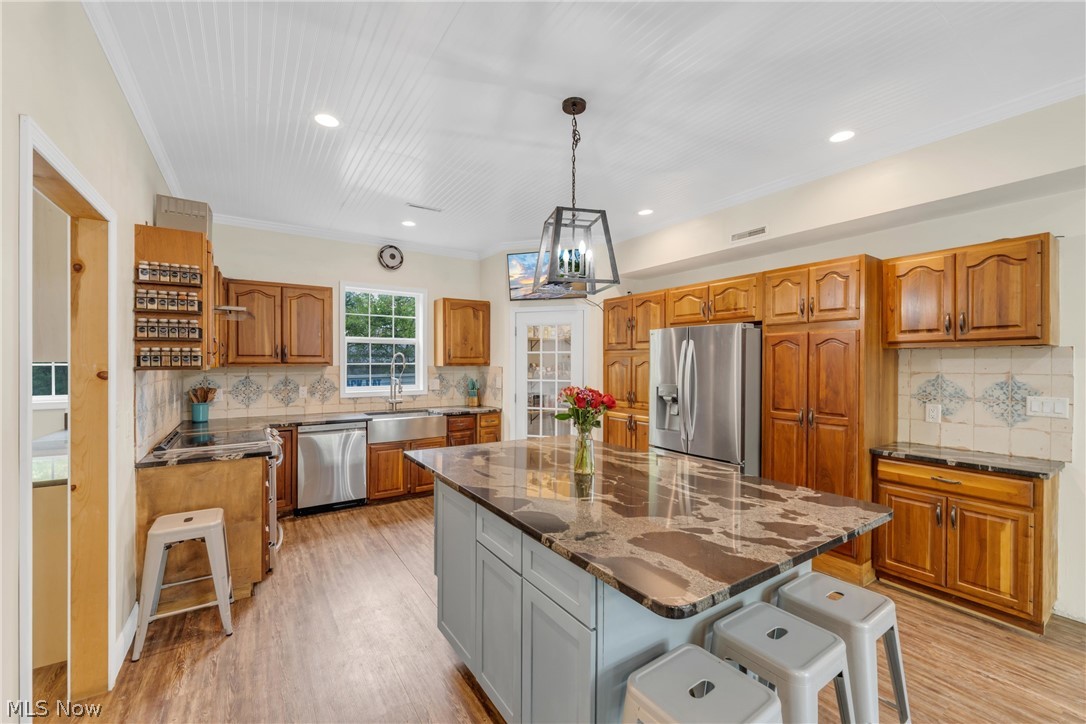 Willoughby Land & Imp Co - Residential