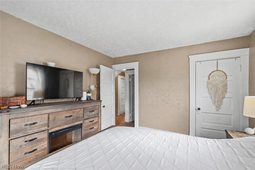 Ann Wards 02 Add/Girard - Residential