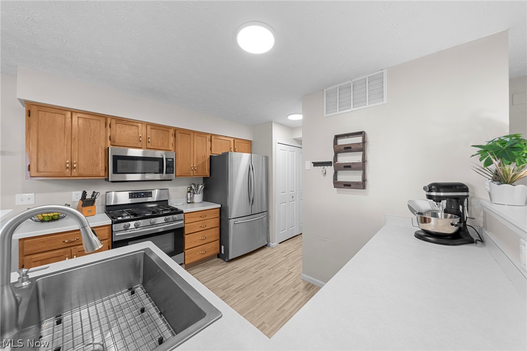 Grist Mill Court - Residential