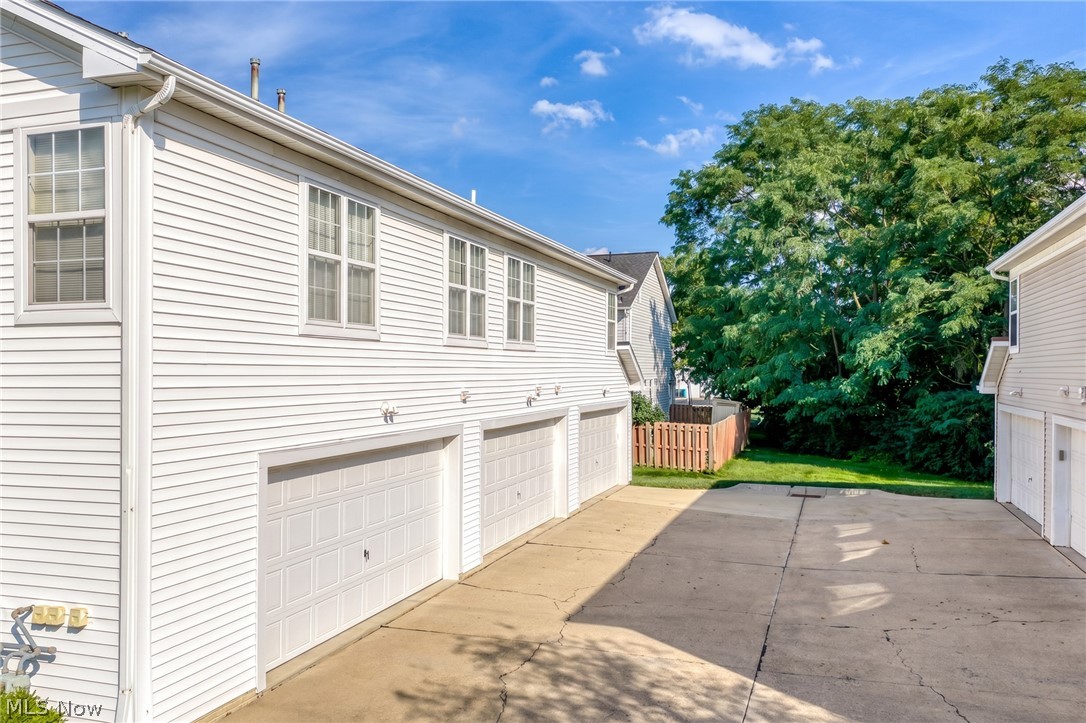 Grist Mill Court - Residential