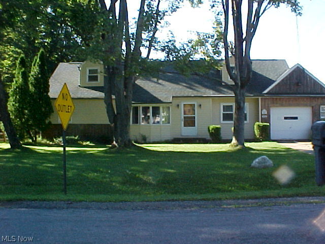 Fantastic huge cape cod sitting on half acre lot. Large rooms. Tons of storage. Master has sitting room with chandelier. furnace, vinyl siding, and roof are seven years old.  Windows in house replaced seven years ago. sliding door also replaced seven years ago.  close to school, shopping. SELLER SAYS!!!!!!!!    BRING YOUR OFFERS!