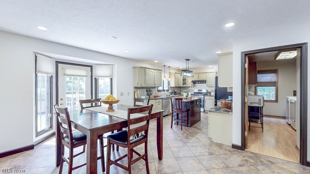 Inland Shores - Residential