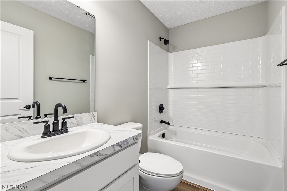 Summit at Forest Lakes - Residential Lease