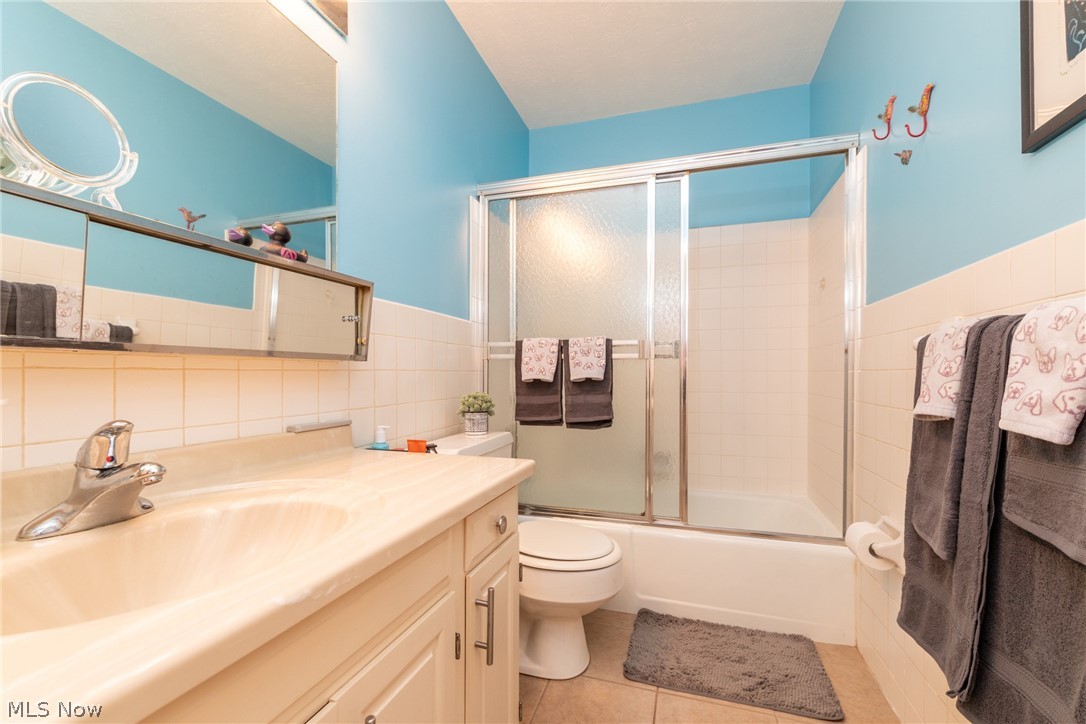 Acacia On the Green - Residential Lease