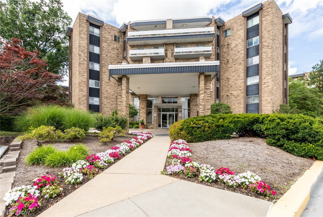 Acacia On the Green - Residential Lease