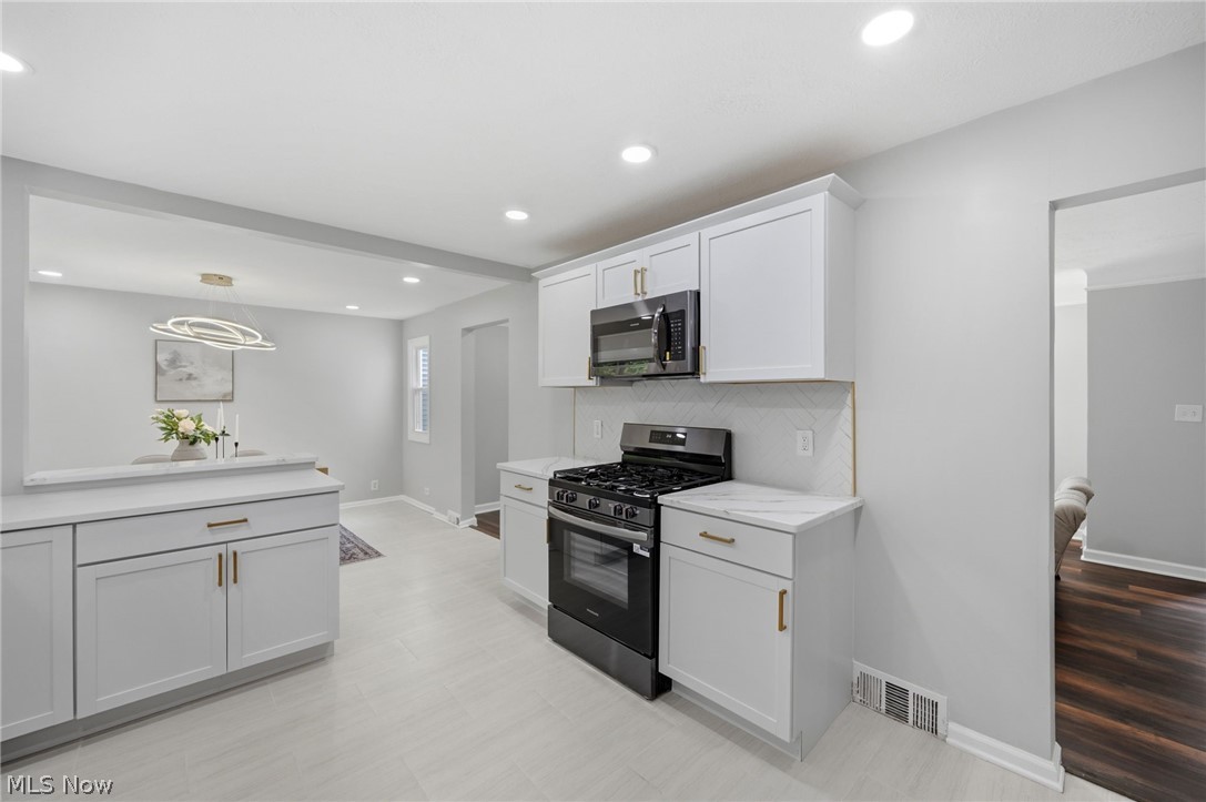 Lake Edge Homes Inc - Residential