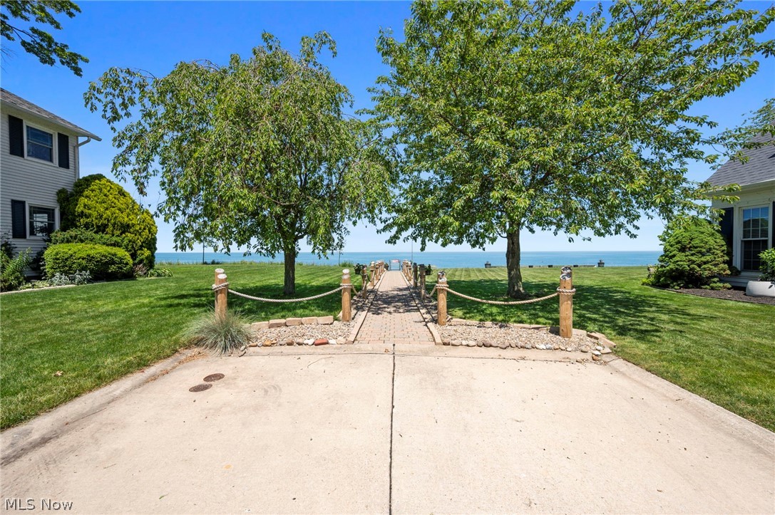 Lake Edge Homes Inc - Residential