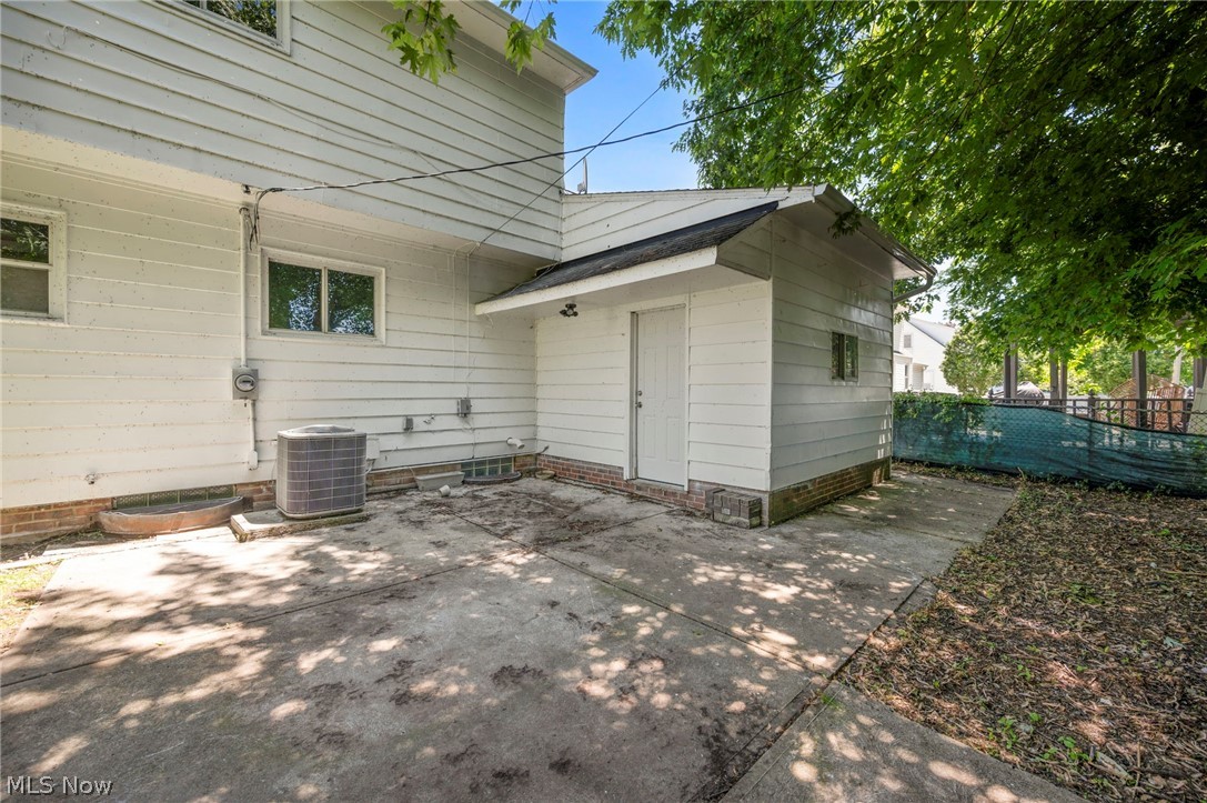 Lake Edge Homes Inc - Residential