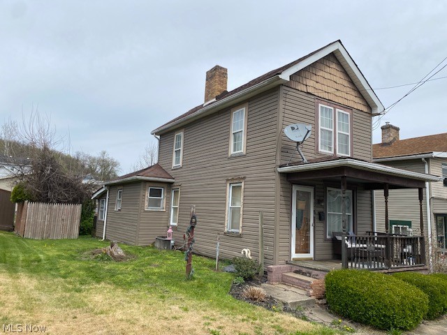 Nice solid two bedroom home in the heart of Toronto.  This home would be an excellent first home or a rental property.