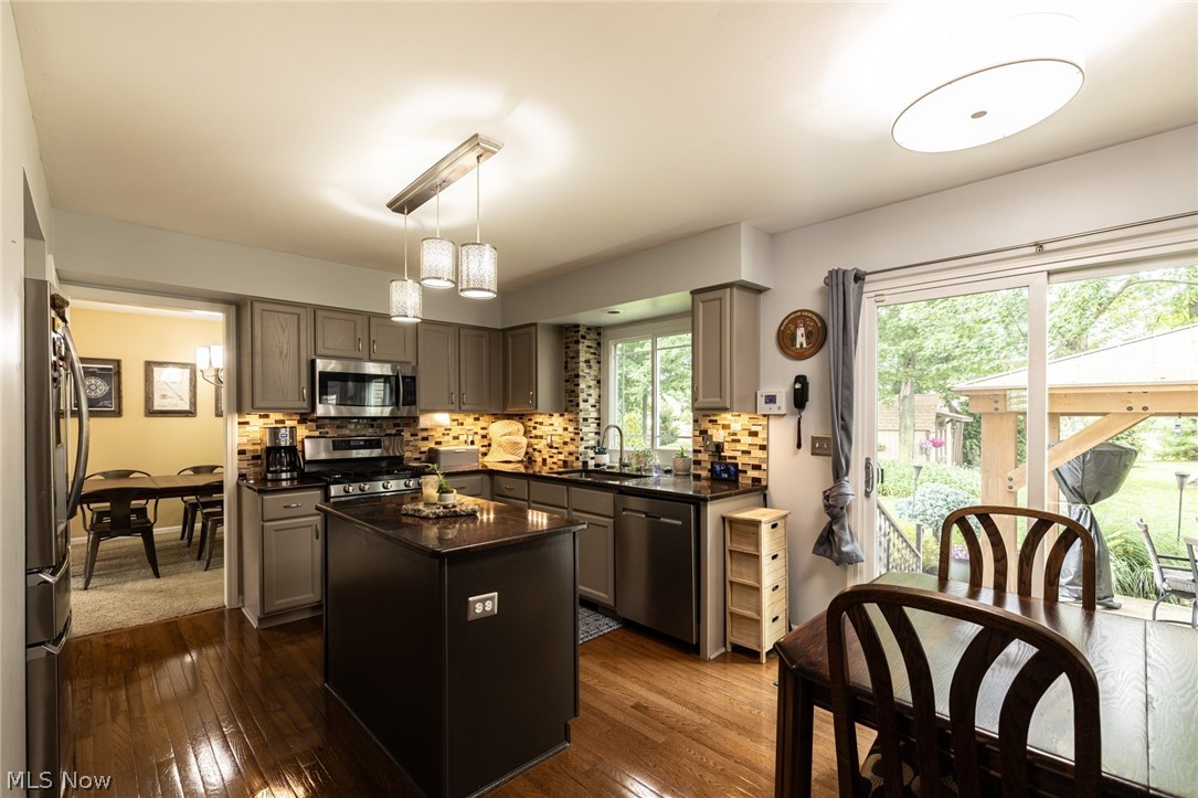 Drake Estates Sfd & Cd 05c - Residential